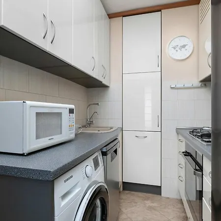 아파트 Siennicka Old 3 Bright With Balcony Close To The Center By Renters 그단스크